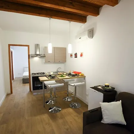 La Torre Di Re Federico Apartment Palermo